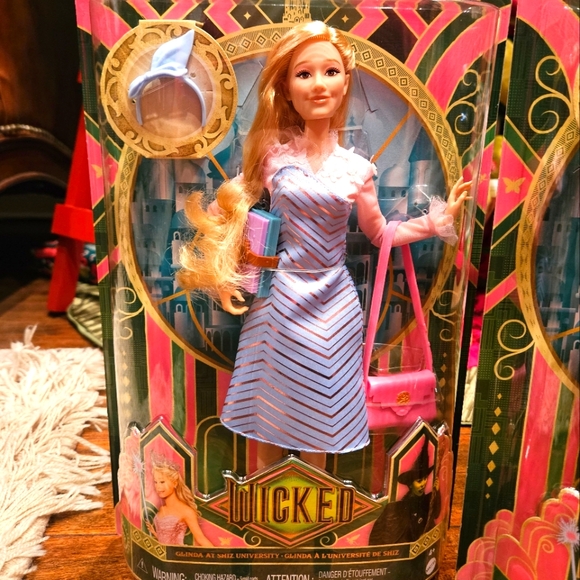 Wicked 3 Doll SET Madame Morrible, Glinda, and Elphaba Shiz University - Picture 5 of 12